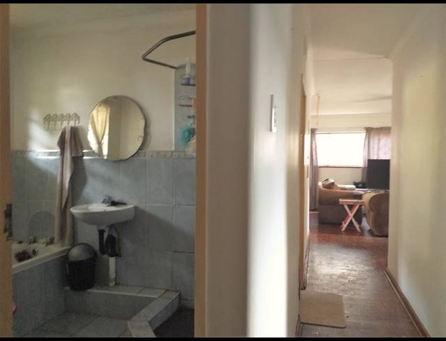 3 BEDROOM HOUSE RENTED IN ATHLONE PARK